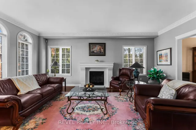 1486 Ashwood Gate, Pickering 2