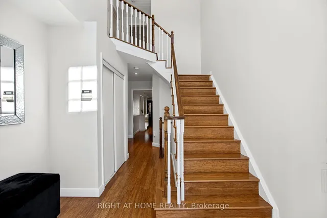 472 Whitby Shores Greenway, Whitby 3