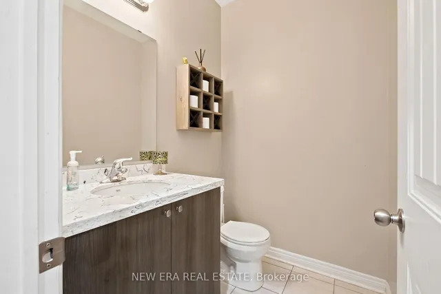 77 Jevons Dr, Ajax 2