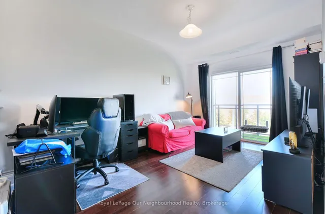 1 Sidney Lane #205, Clarington 5