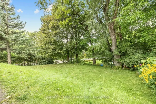 2 Kencliff Cres, Toronto 3