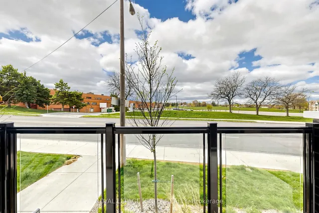 155 Tapscott Rd #22, Toronto 3