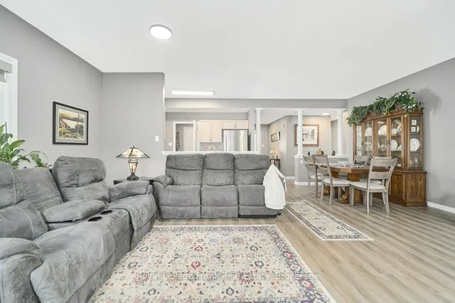 40 Niagara Tr, Clarington 5