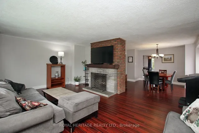 4 Brantwood Dr, Toronto 5