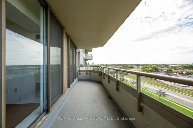 1 Greystone Walk Dr #978, Toronto 3