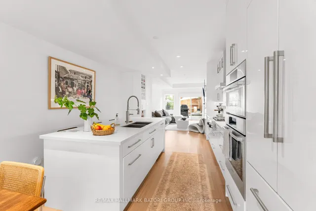 433 Ashdale Ave, Toronto 4