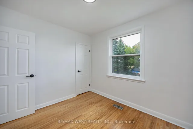 1331 Sharbot St, Oshawa 2