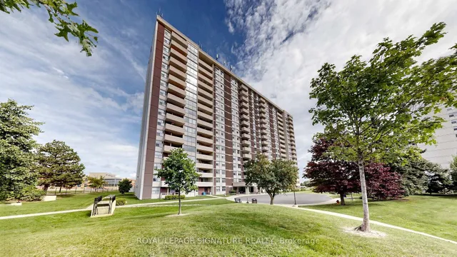 66 Falby Crt #304, Ajax 1