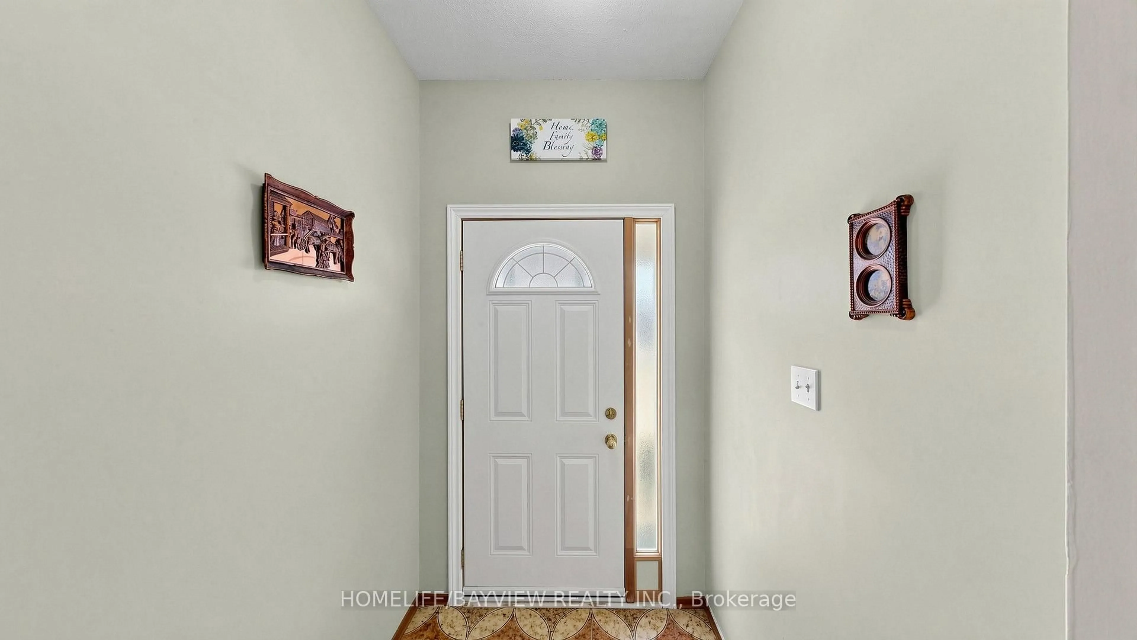 trreb/IMG-E13817526_bf4495b6-63bf-4b62-9df7-d1ede3d30dde-l.jpg