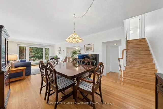 128 Holmcrest Tr, Toronto 5