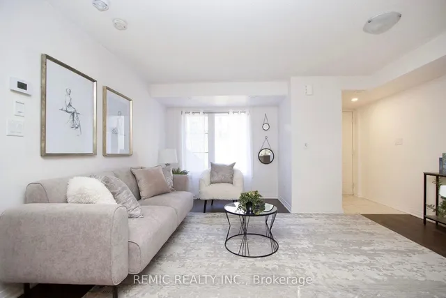 28 Lookout Dr #A, Clarington 3