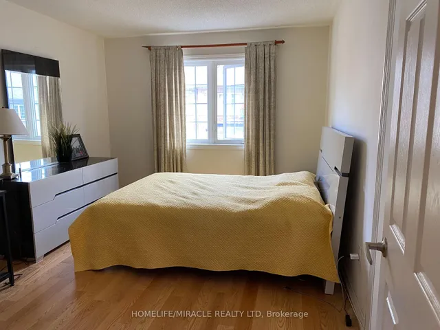 13 Vasto Lane, Toronto 4