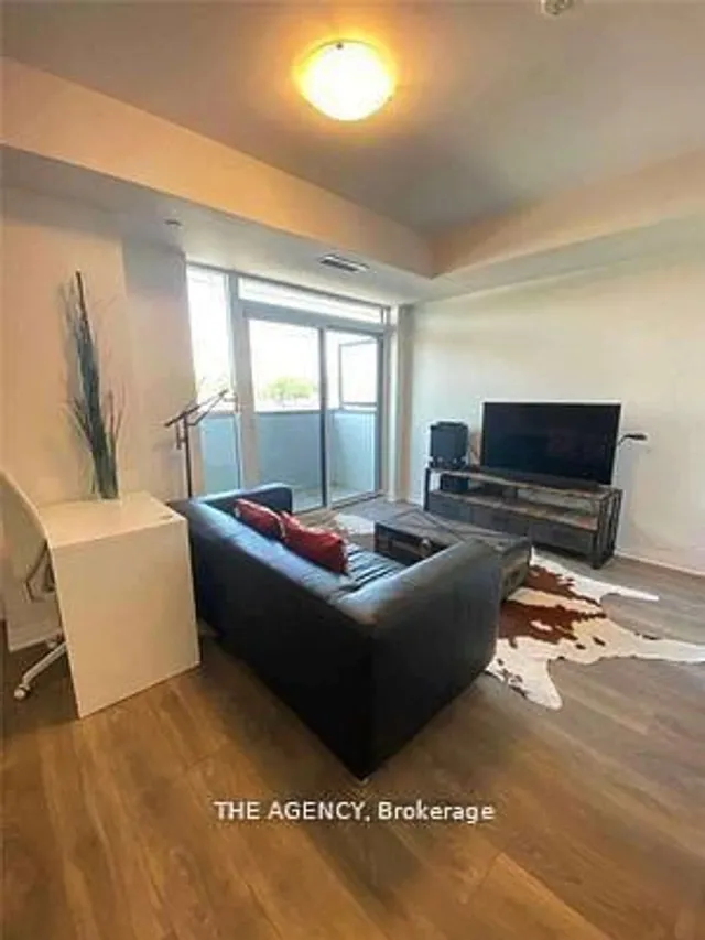2301 Danforth Ave #320, Toronto 3