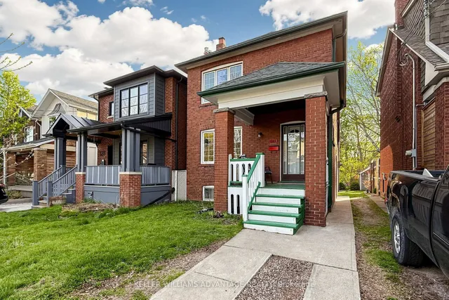 130 Elmer Ave, Toronto 2