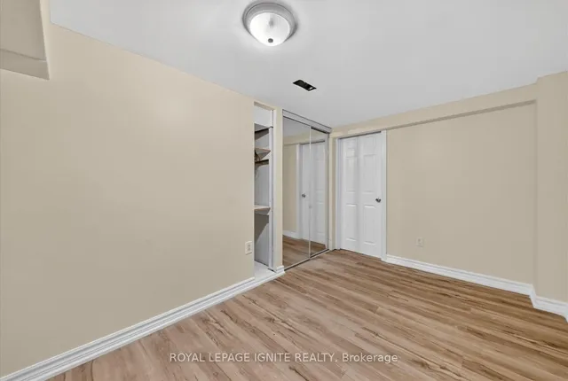 1197 Pharmacy Ave, Toronto 5