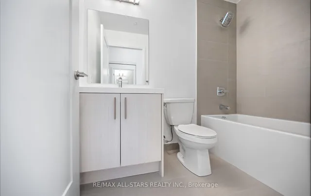286 Main St #315, Toronto 5