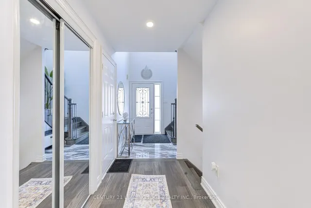 5 Luce Dr, Ajax 3