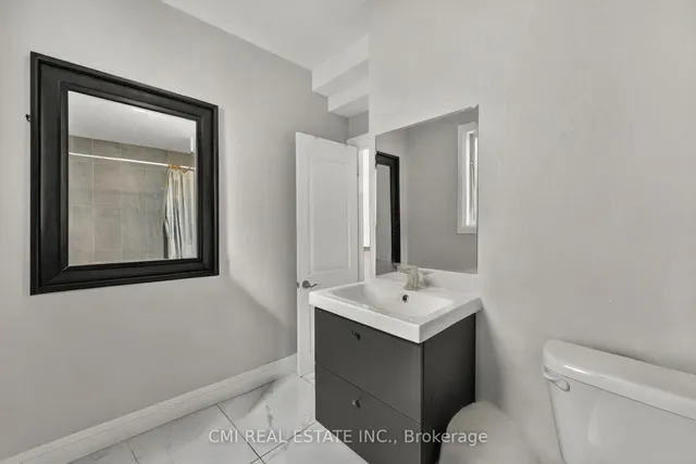 20 Jeavons Ave, Toronto 4