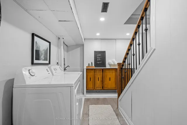 11 Livonia Pl #18, Toronto 2