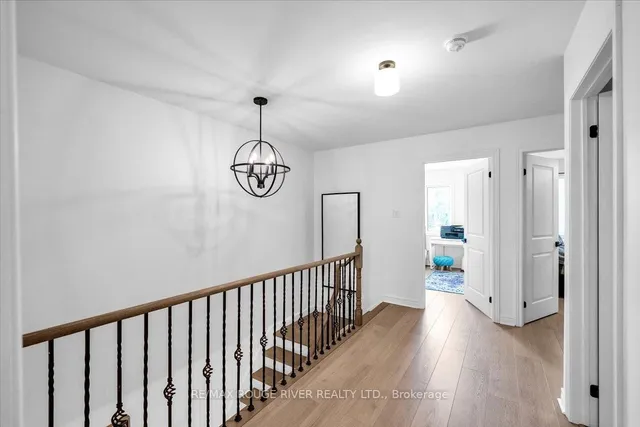 426 Brock St, Whitby 5