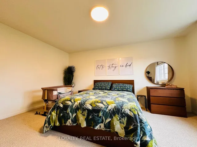 28 Thorp Cres, Ajax 2