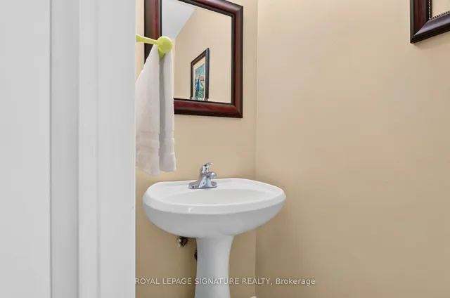 126 Whitby Shores Greenway, Whitby 4