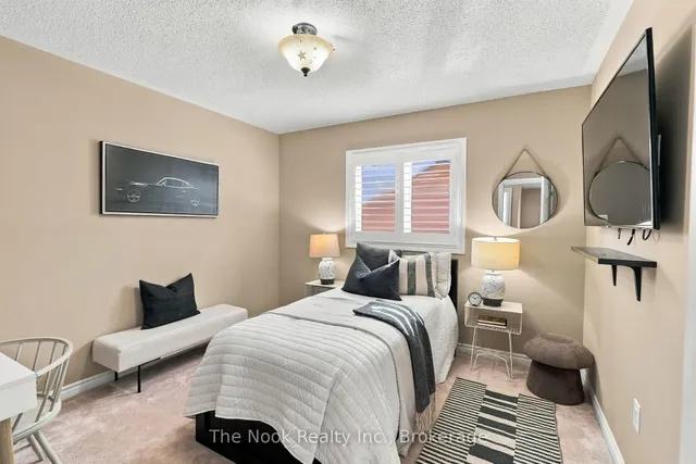 37 Swindells St, Clarington 3