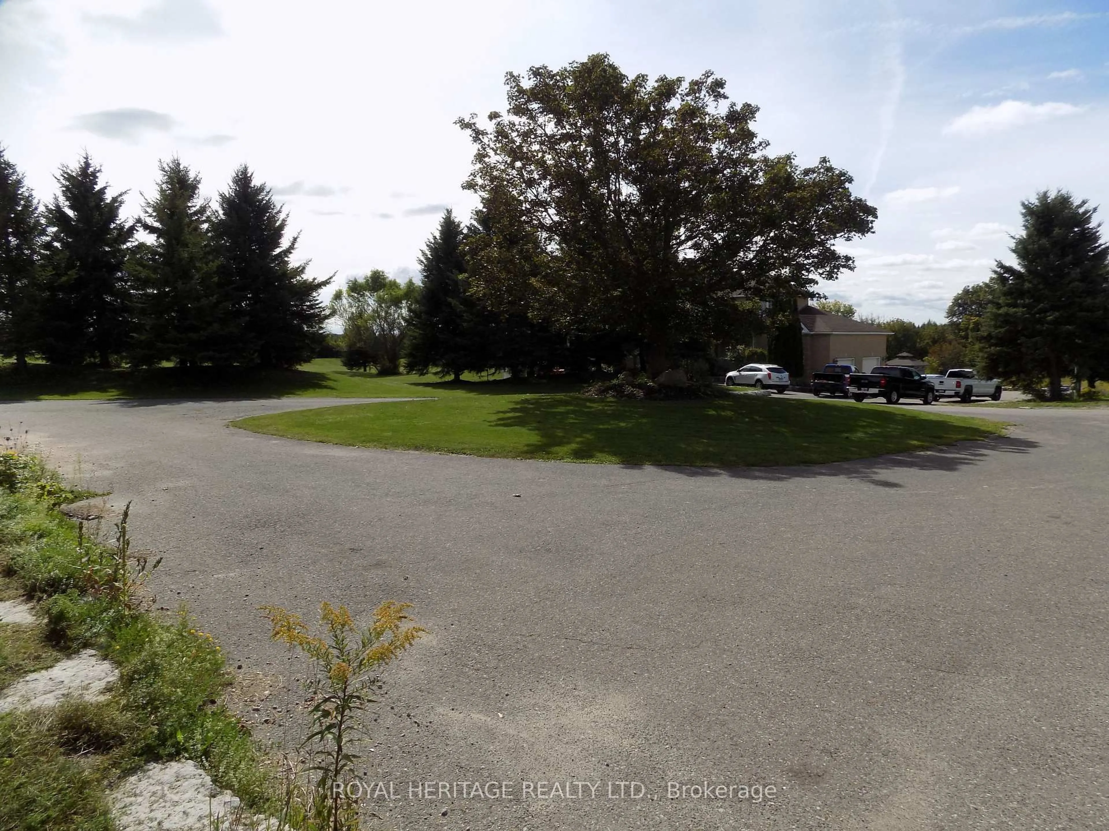 trreb/IMG-E13828838_1e46ee97-2e14-428a-b663-cab7fdc64048-l.jpg