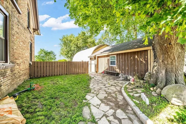 1320 King St, Scugog 4