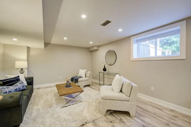 1477 Arborwood Dr, Oshawa 5