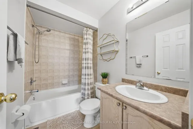 46 Childs Crt, Clarington 5