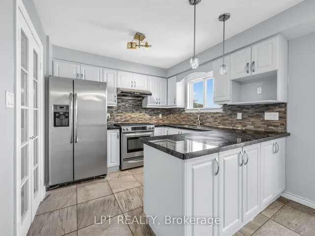 4 Shepmore Terr, Toronto 5