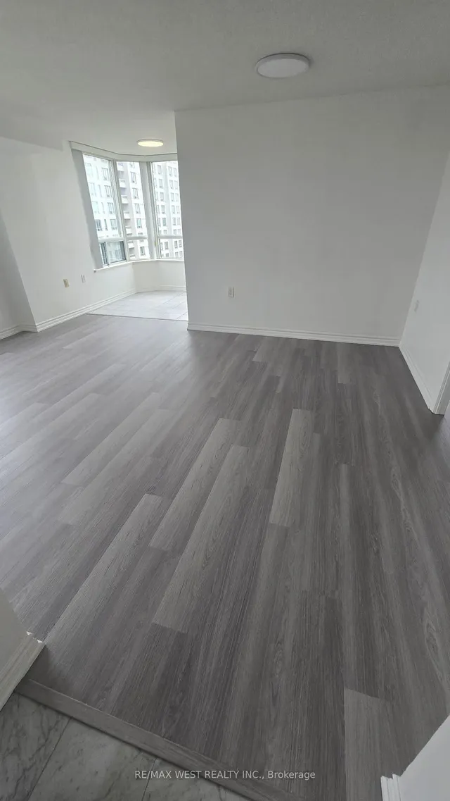 2627 Mccowan Rd #1107, Toronto 5