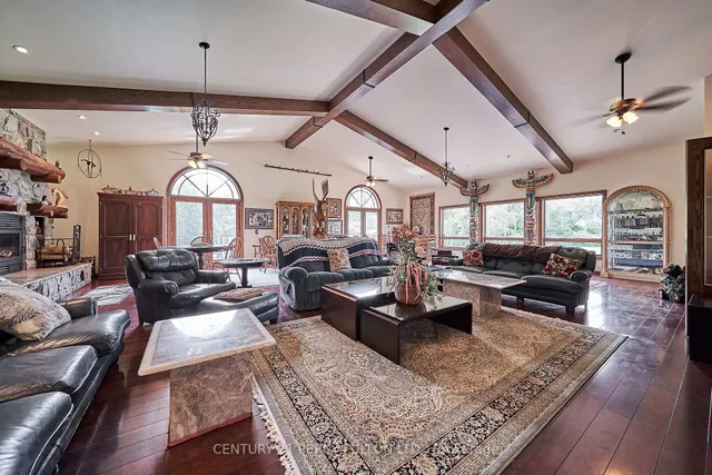 2733 Taunton Rd, Clarington 4
