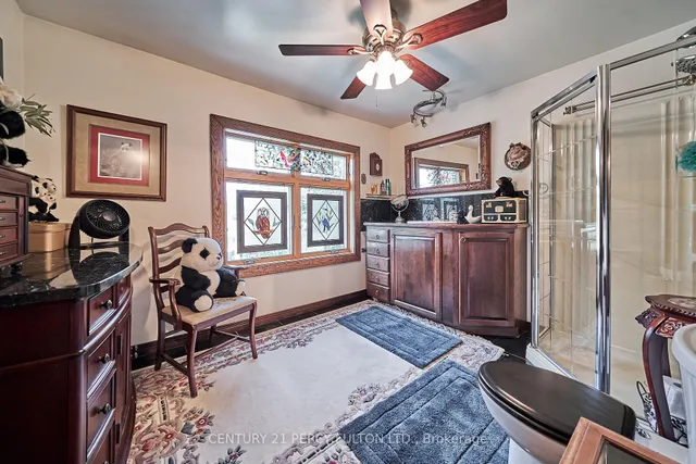 2733 Taunton Rd, Clarington 5
