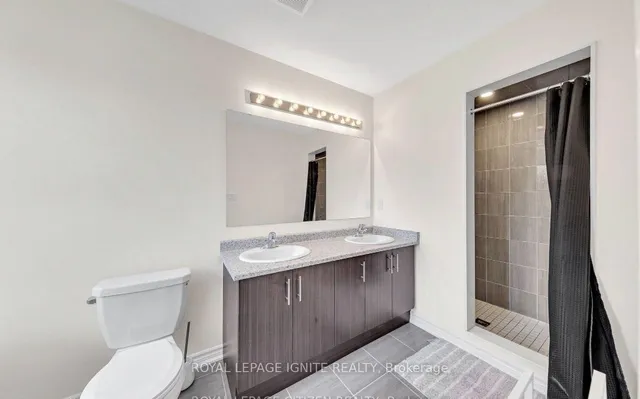 1151 Skyridge Blvd, Pickering 5