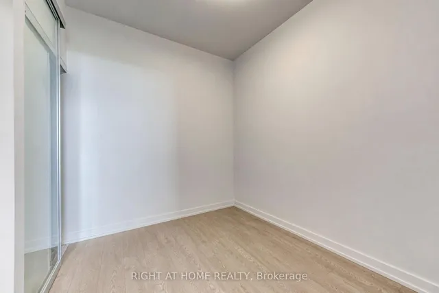 286 Main St #619, Toronto 3