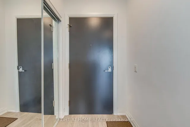 286 Main St #619, Toronto 5