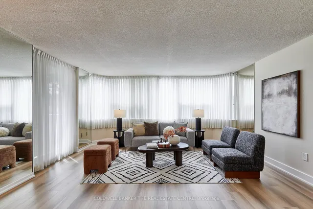 121 Ling Rd #202, Toronto 4