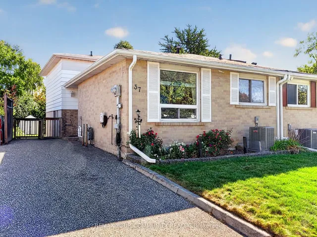 37 Coxworth Cres, Toronto 5