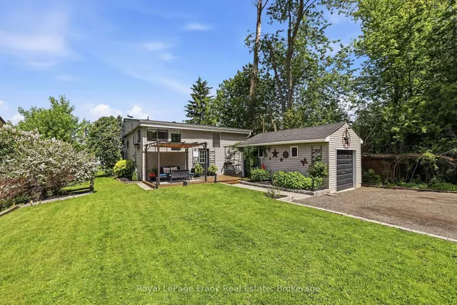 18 Armstrong Ave, Scugog 2