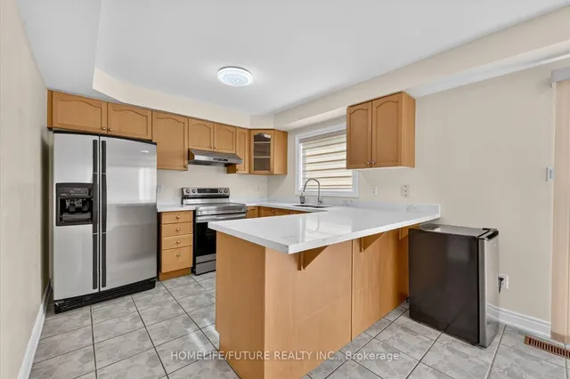 23 Seasons Dr, Toronto 5