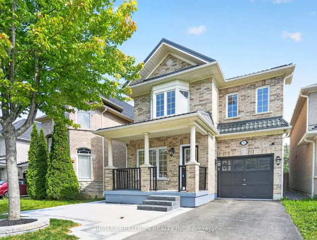 32 Whitlock Cres, Ajax