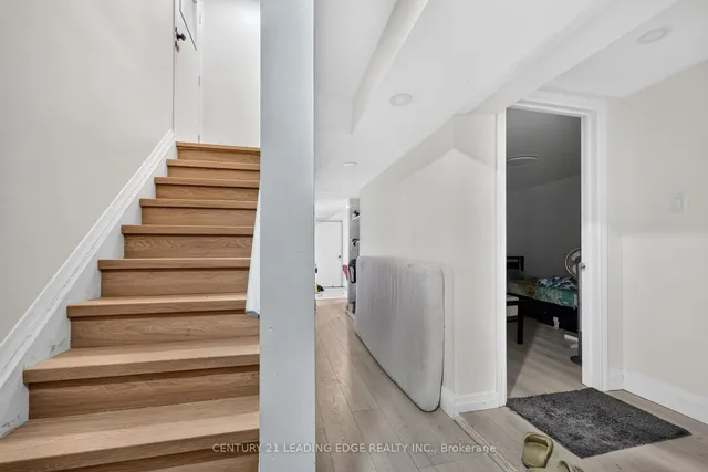 78 South Edgely Ave, Toronto 4