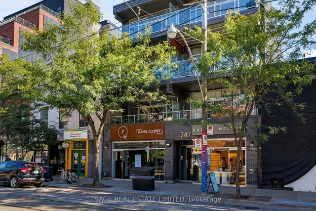 747 Queen St #401, Toronto 5