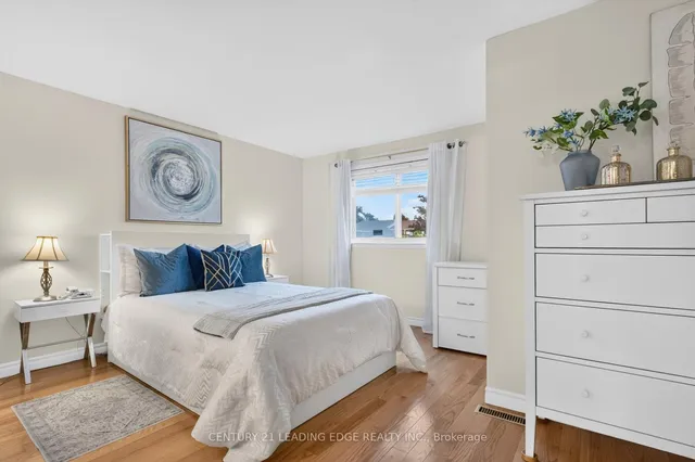 58 Valdor Dr, Toronto 4