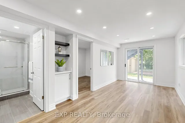 106 Smales Dr, Ajax 3