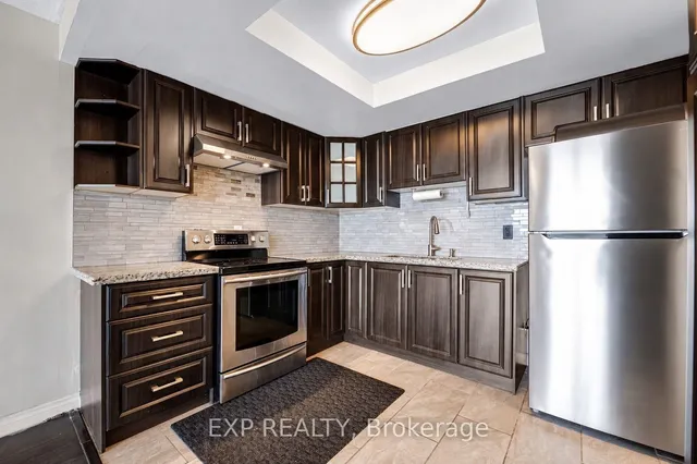 10 Dean Park Rd #1108, Toronto 2