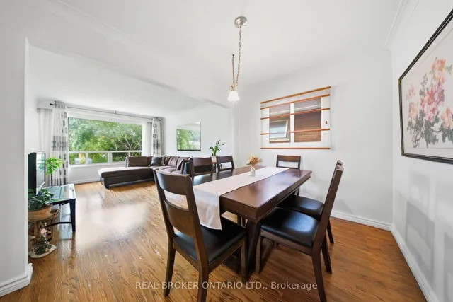 88 Cavehill Cres, Toronto 4