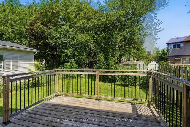 17 Quantrell Tr, Toronto 3